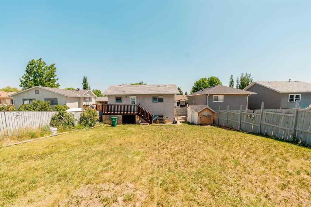 MLS® A2229483 - 199 Mt Crandell Crescent W in Mountain Heights Lethbridge, Residential