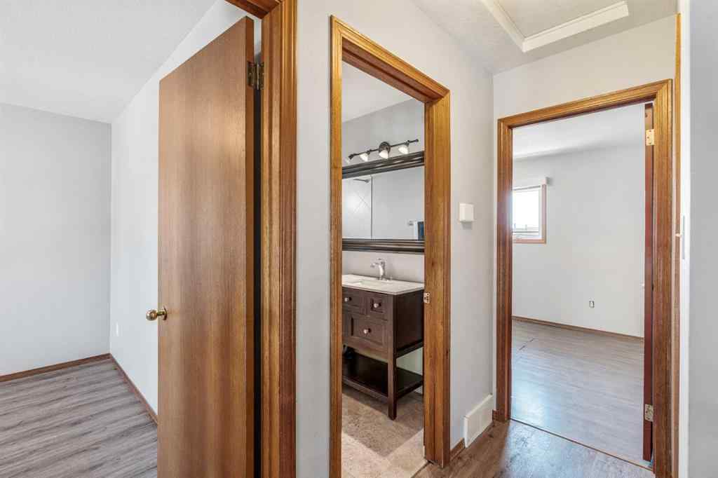 MLS® A2229483 - 199 Mt Crandell Crescent W in Mountain Heights Lethbridge, Residential
