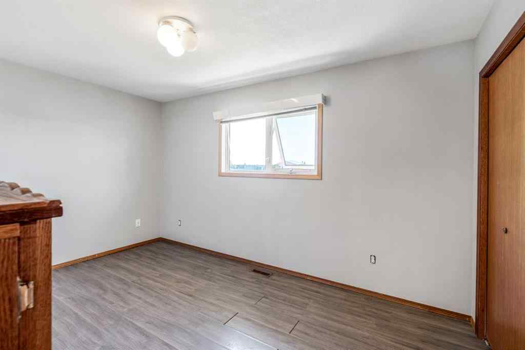 MLS® A2229483 - 199 Mt Crandell Crescent W in Mountain Heights Lethbridge, Residential