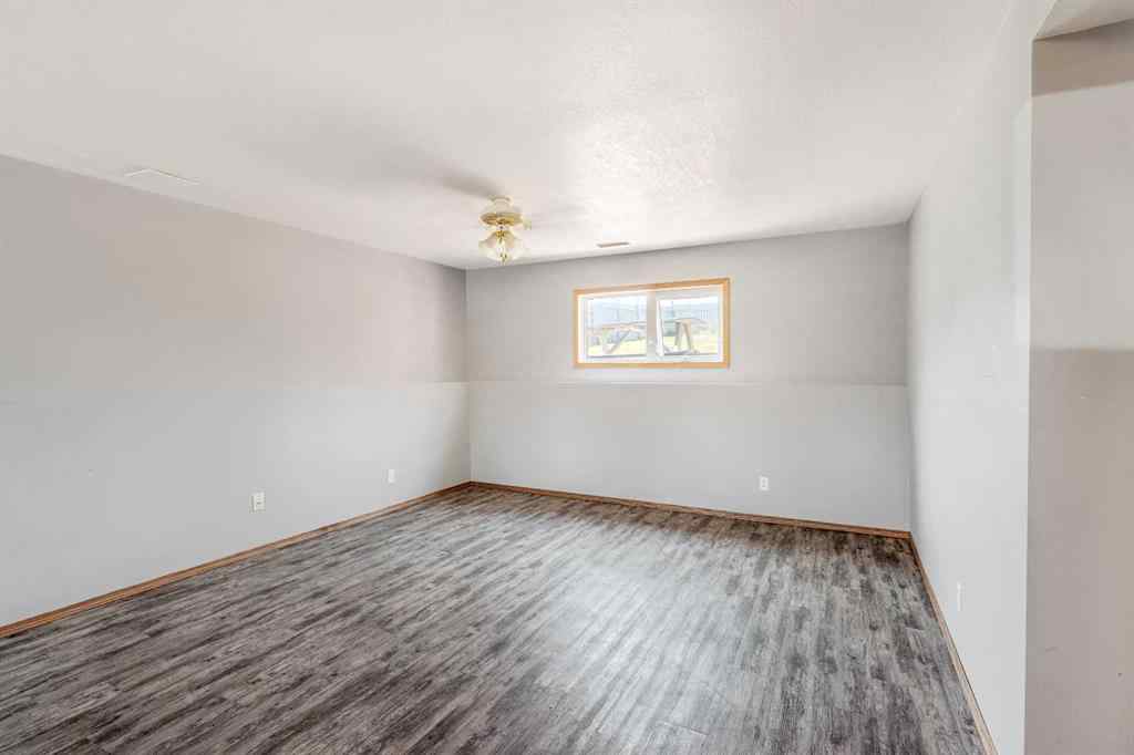 MLS® A2229483 - 199 Mt Crandell Crescent W in Mountain Heights Lethbridge, Residential