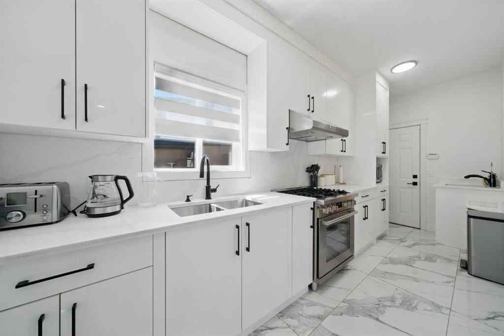 MLS® A2229513 - 31 Lynx Meadows Court NW in NONE Calgary, Residential