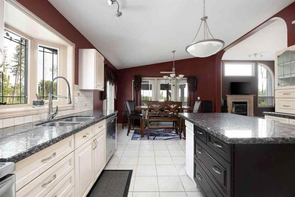 MLS® A2229540 - 25 FREESTONE Way  in Saprae Creek Estates Saprae Creek, Residential