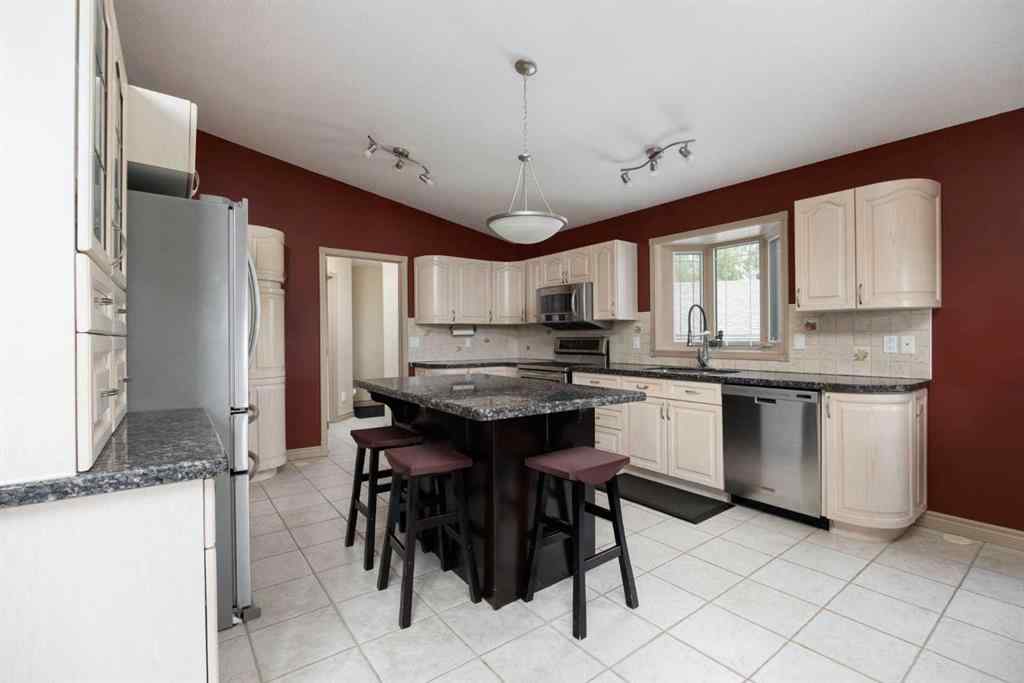 MLS® A2229540 - 25 FREESTONE Way  in Saprae Creek Estates Saprae Creek, Residential