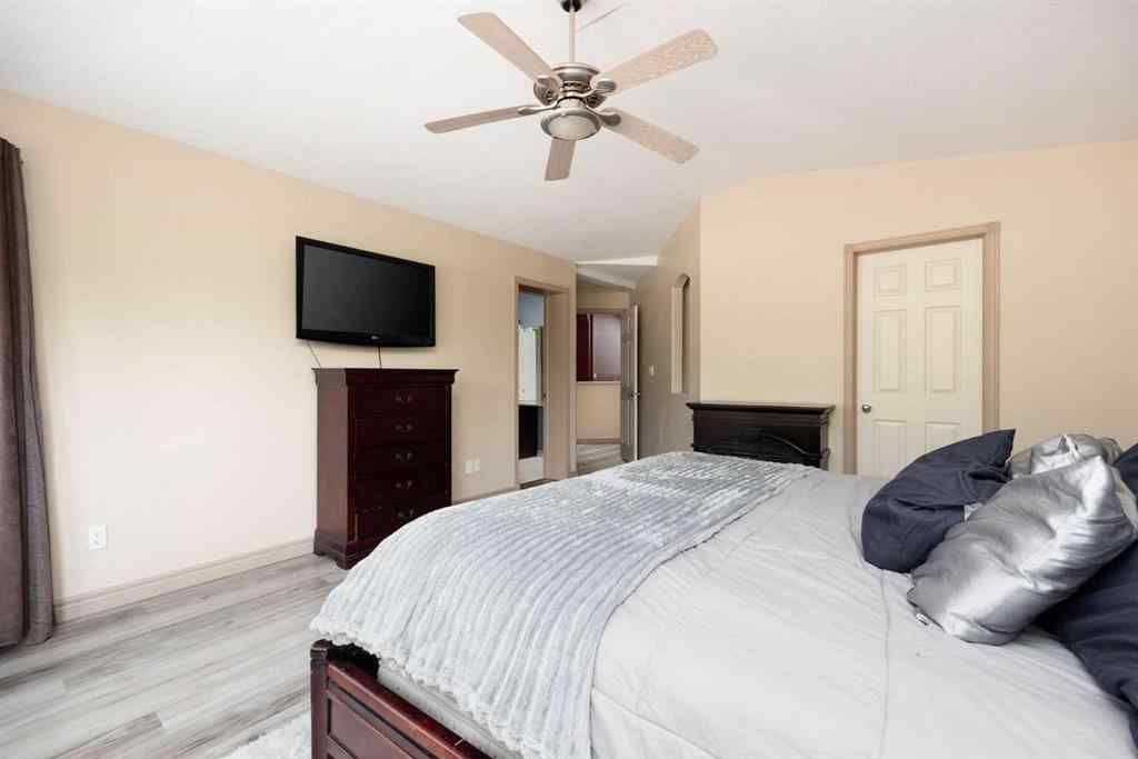 MLS® A2229540 - 25 FREESTONE Way  in Saprae Creek Estates Saprae Creek, Residential