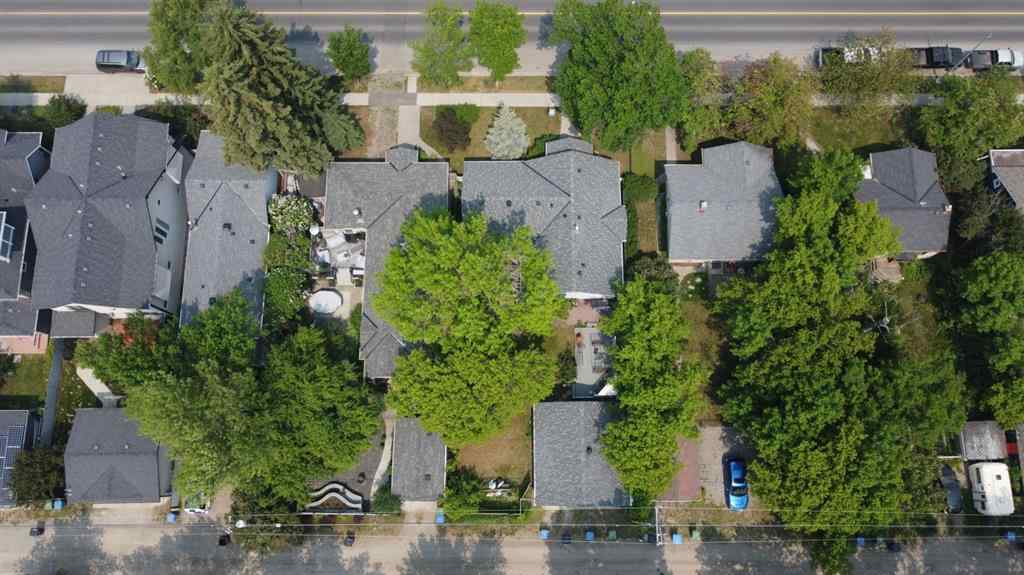 MLS® A2229620 - 327 12 Avenue NW in Crescent Heights Calgary, Residential