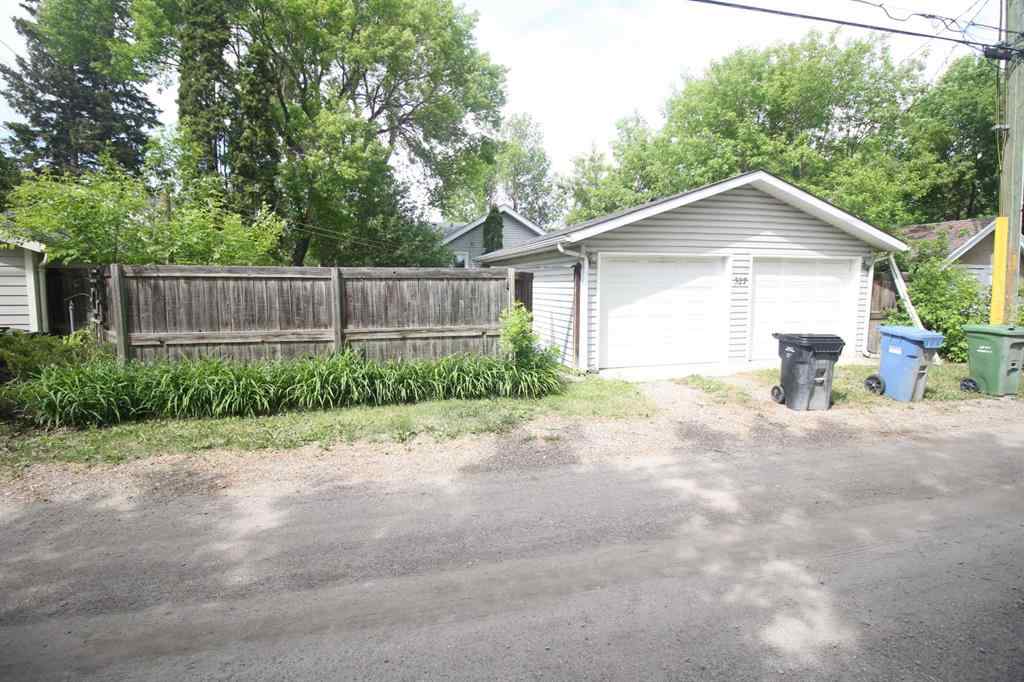 MLS® A2229620 - 327 12 Avenue NW in Crescent Heights Calgary, Residential