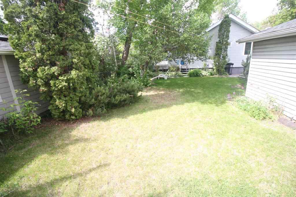 MLS® A2229620 - 327 12 Avenue NW in Crescent Heights Calgary, Residential