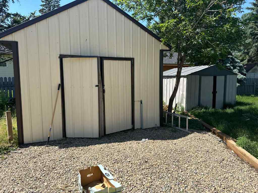 MLS® A2229621 - 20 2 Avenue  in NONE Rolling Hills, Residential