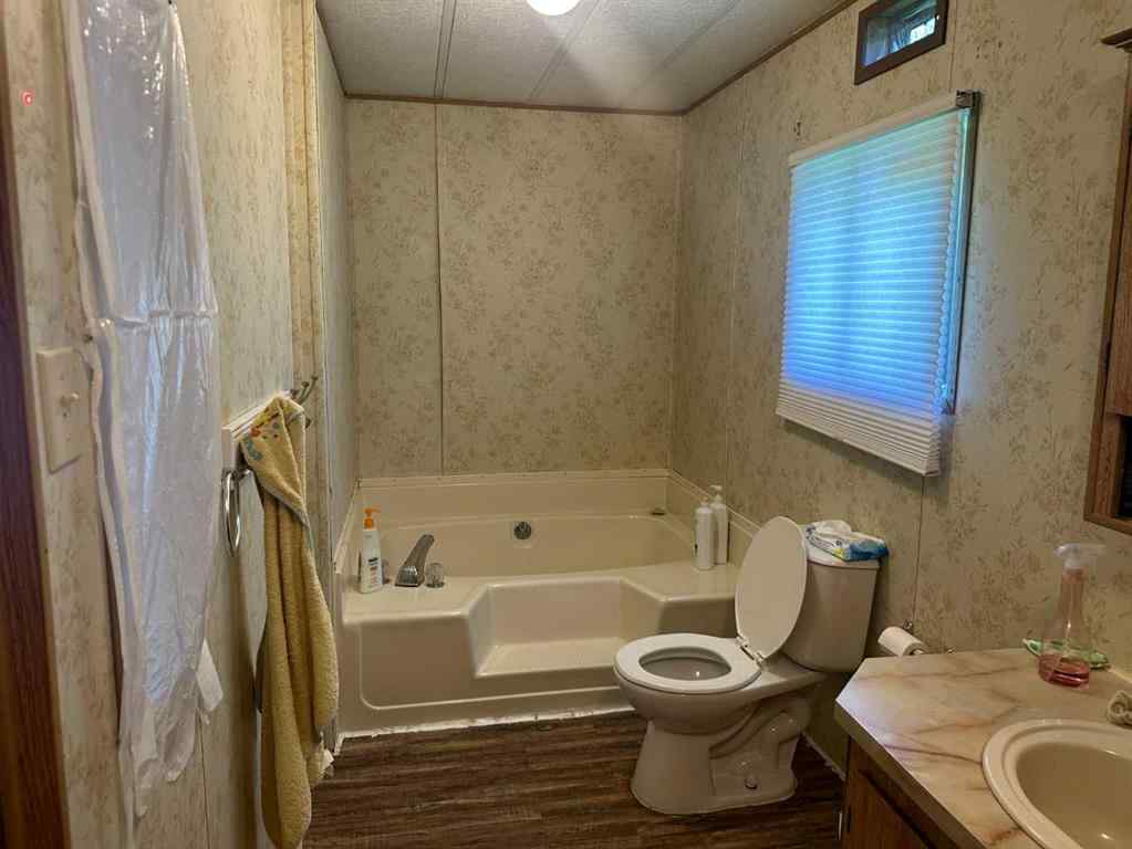 MLS® A2229621 - 20 2 Avenue  in NONE Rolling Hills, Residential
