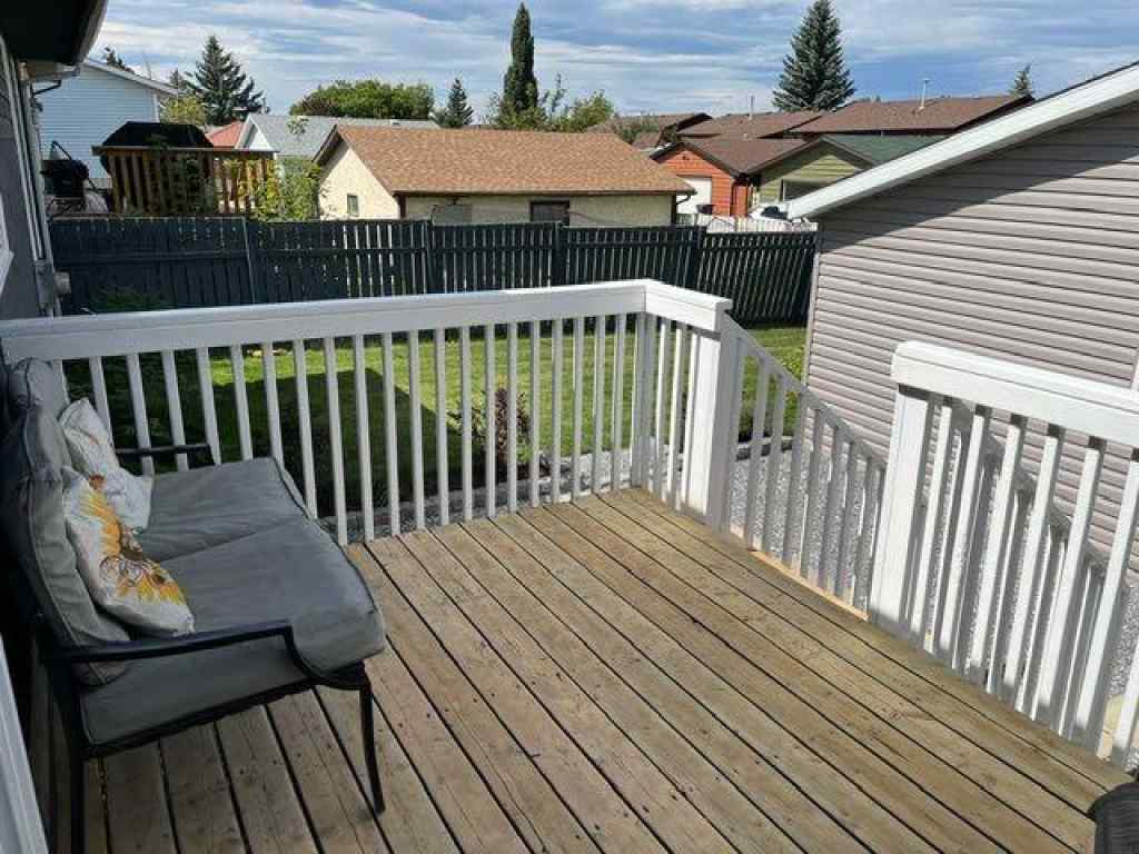 MLS® A2229631 - 1312 10 Avenue SE in Sunrise Meadows High River, Residential