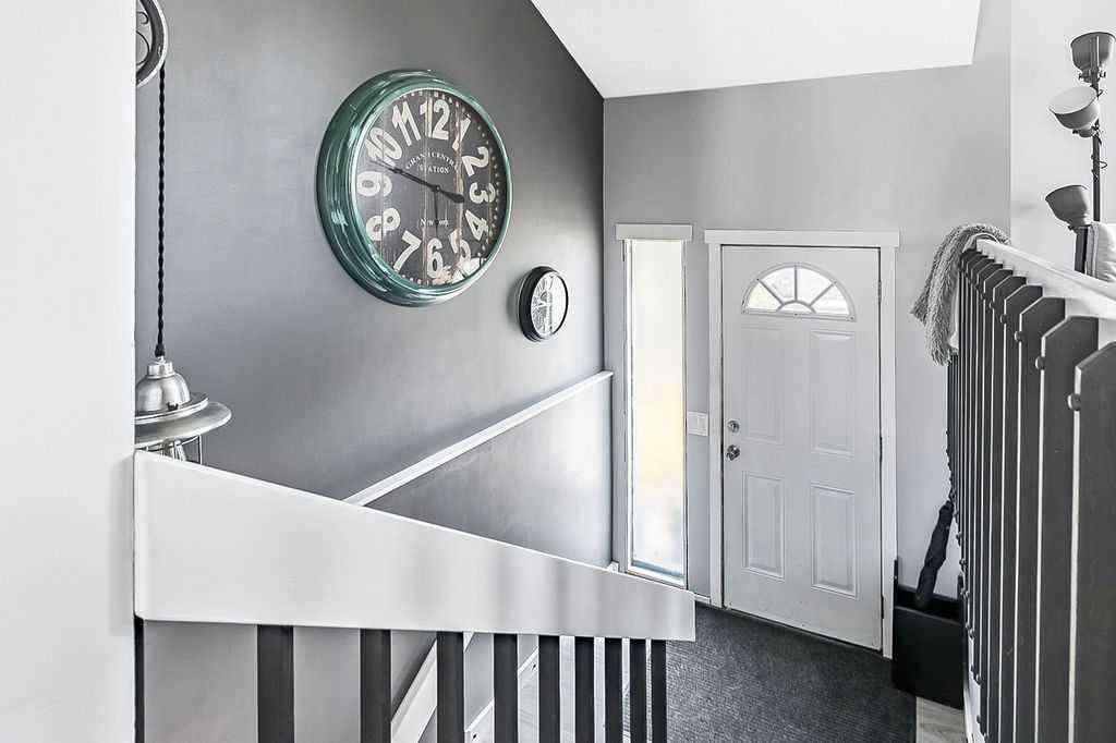 MLS® A2229631 - 1312 10 Avenue SE in Sunrise Meadows High River, Residential