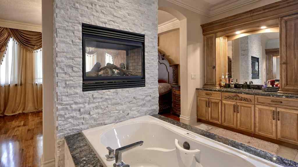 MLS® A2229632 - 1911 13 Avenue NW in Hounsfield Heights/Briar Hill Calgary, Residential