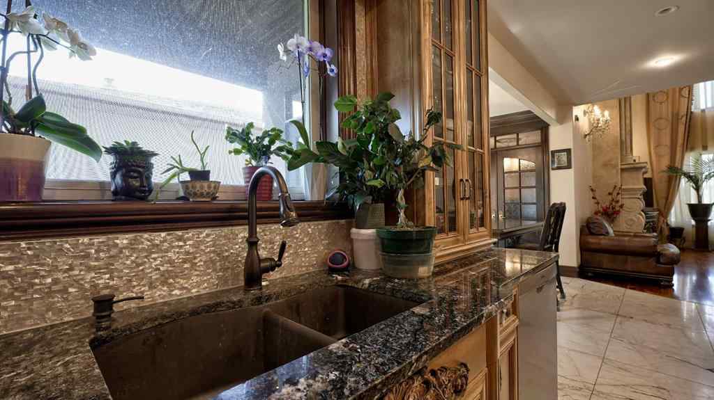 MLS® A2229632 - 1911 13 Avenue NW in Hounsfield Heights/Briar Hill Calgary, Residential
