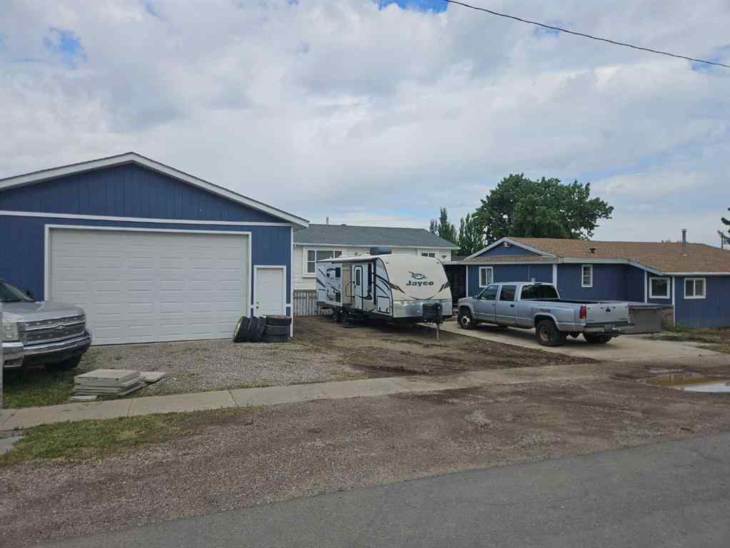 MLS® A2229638 - 1138 42 Avenue N in Legacy Ridge / Hardieville Lethbridge, Residential