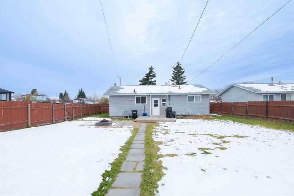 MLS® A2229659 - 4901 51 Street  in NONE Valleyview, Residential