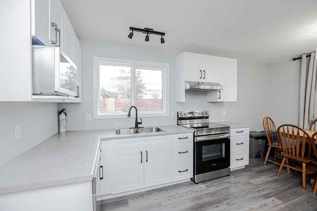MLS® A2229659 - 4901 51 Street  in NONE Valleyview, Residential