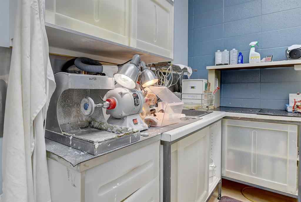MLS® A2229662 - 10018 101 Avenue  in NONE Grande Prairie, Commercial