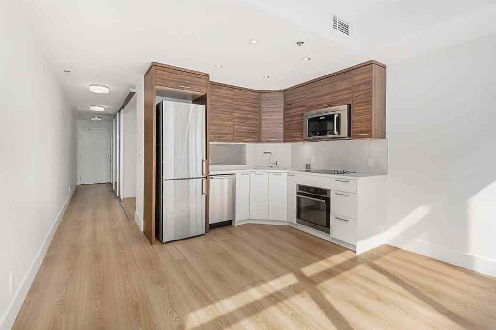 MLS® A2229684 - Unit #310 1087 2 Avenue NW in Sunnyside Calgary, Residential