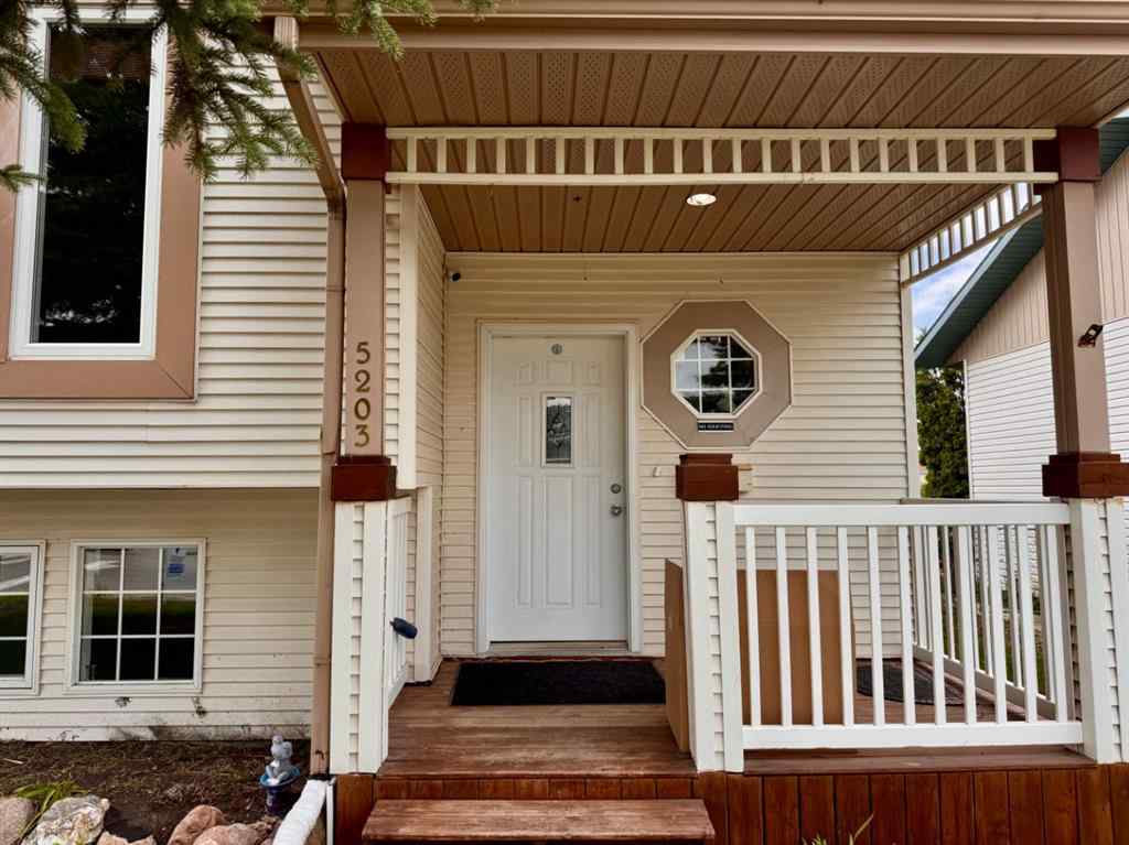 MLS® A2229707 - 5203 42 Street  in Westwood Innisfail, Residential
