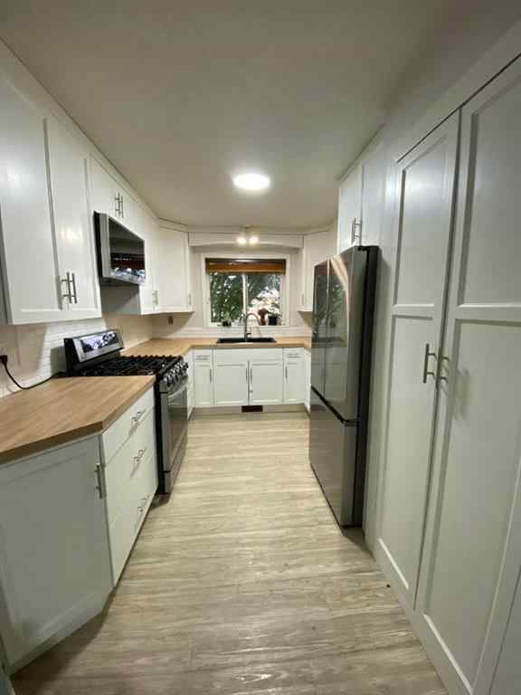 MLS® A2229707 - 5203 42 Street  in Westwood Innisfail, Residential