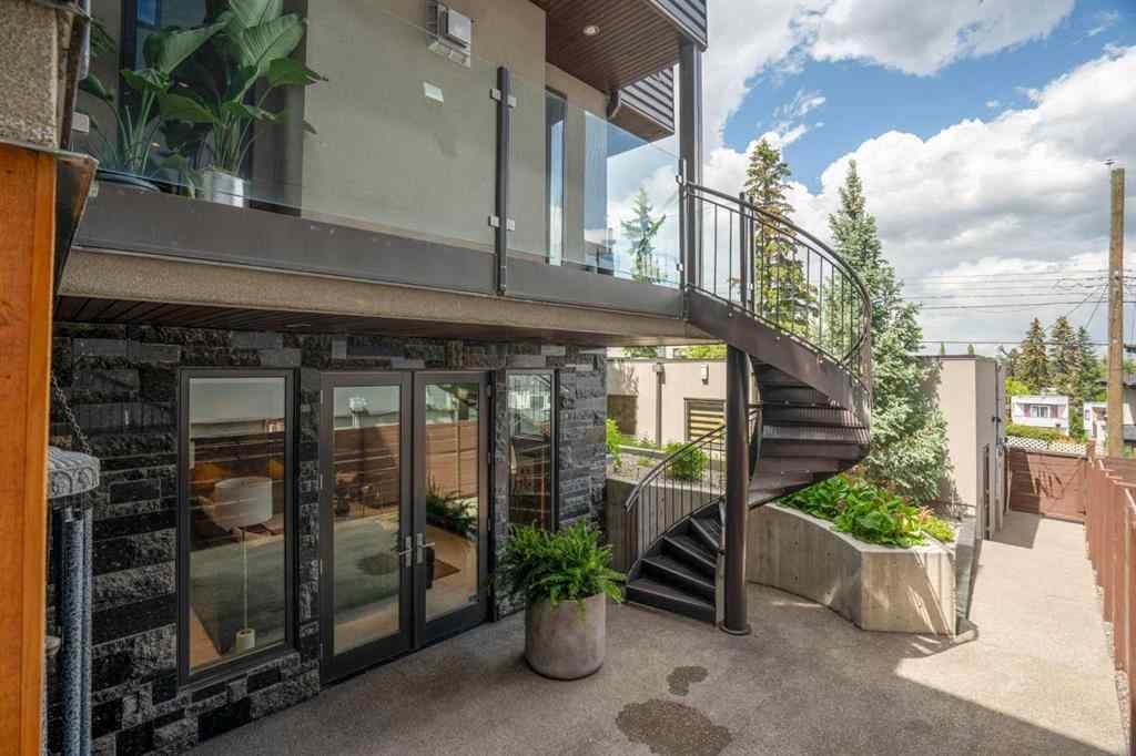 MLS® A2229721 - 2022 29 Avenue SW in South Calgary Calgary, Residential