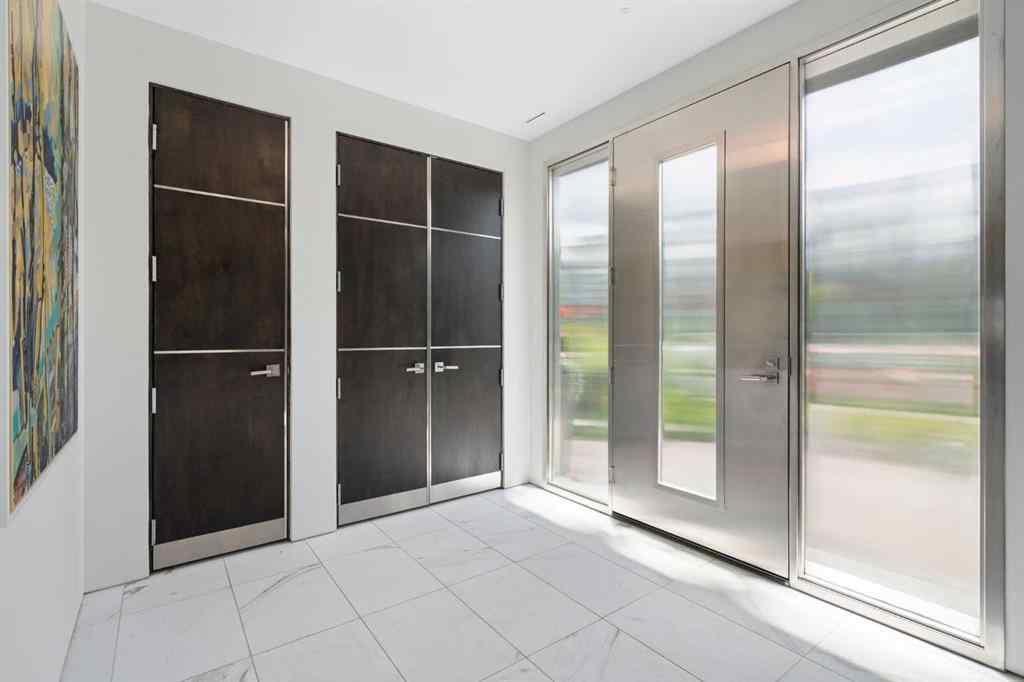 MLS® A2229721 - 2022 29 Avenue SW in South Calgary Calgary, Residential