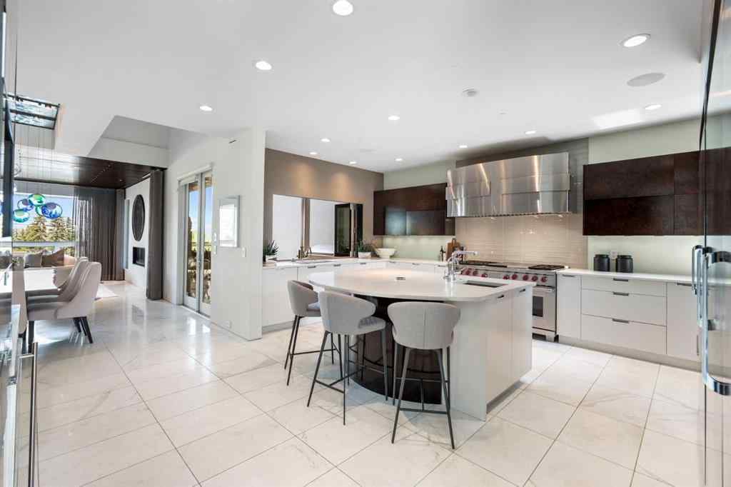 MLS® A2229721 - 2022 29 Avenue SW in South Calgary Calgary, Residential