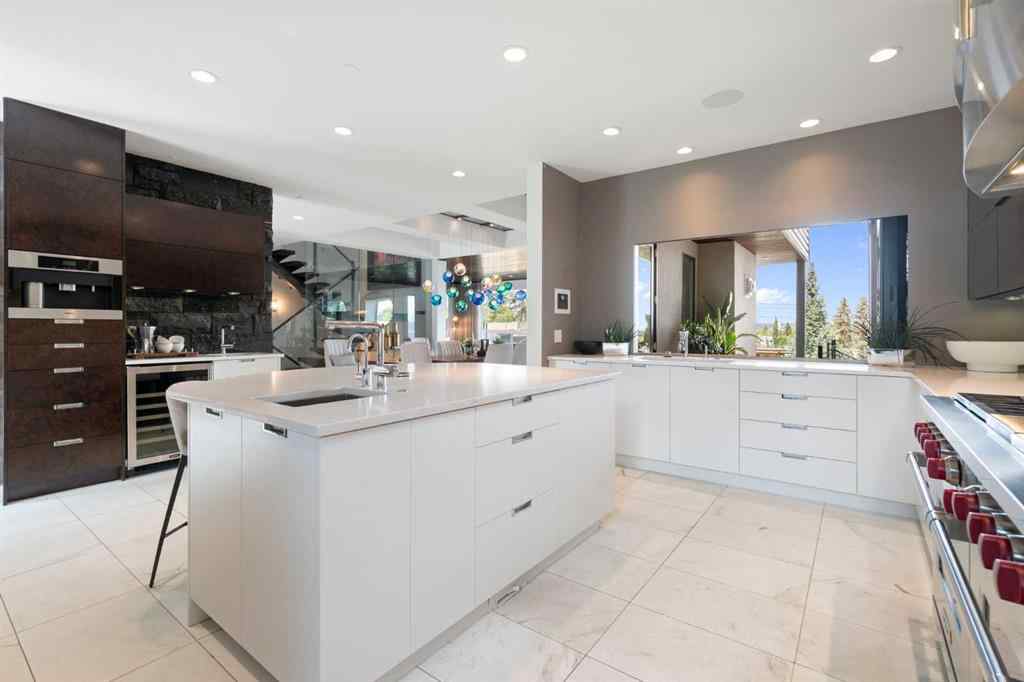 MLS® A2229721 - 2022 29 Avenue SW in South Calgary Calgary, Residential