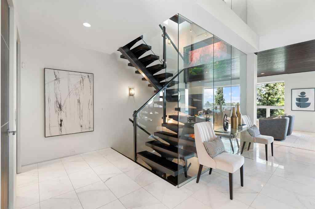 MLS® A2229721 - 2022 29 Avenue SW in South Calgary Calgary, Residential