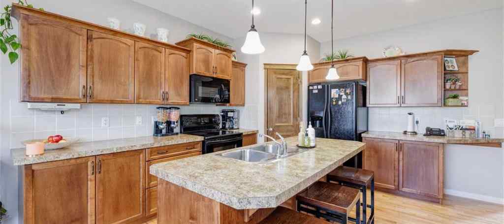 MLS® A2229729 - 7 Royal Oak Circle NW in Royal Oak Calgary, Residential