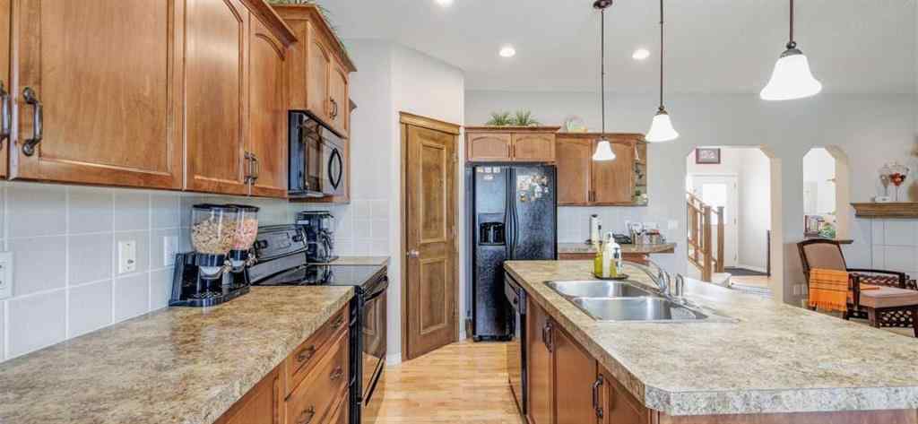 MLS® A2229729 - 7 Royal Oak Circle NW in Royal Oak Calgary, Residential