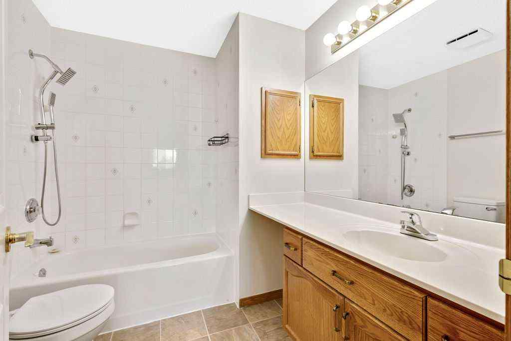 MLS® A2229736 - Unit #310 200 Lincoln Way SW in Lincoln Park Calgary, Residential