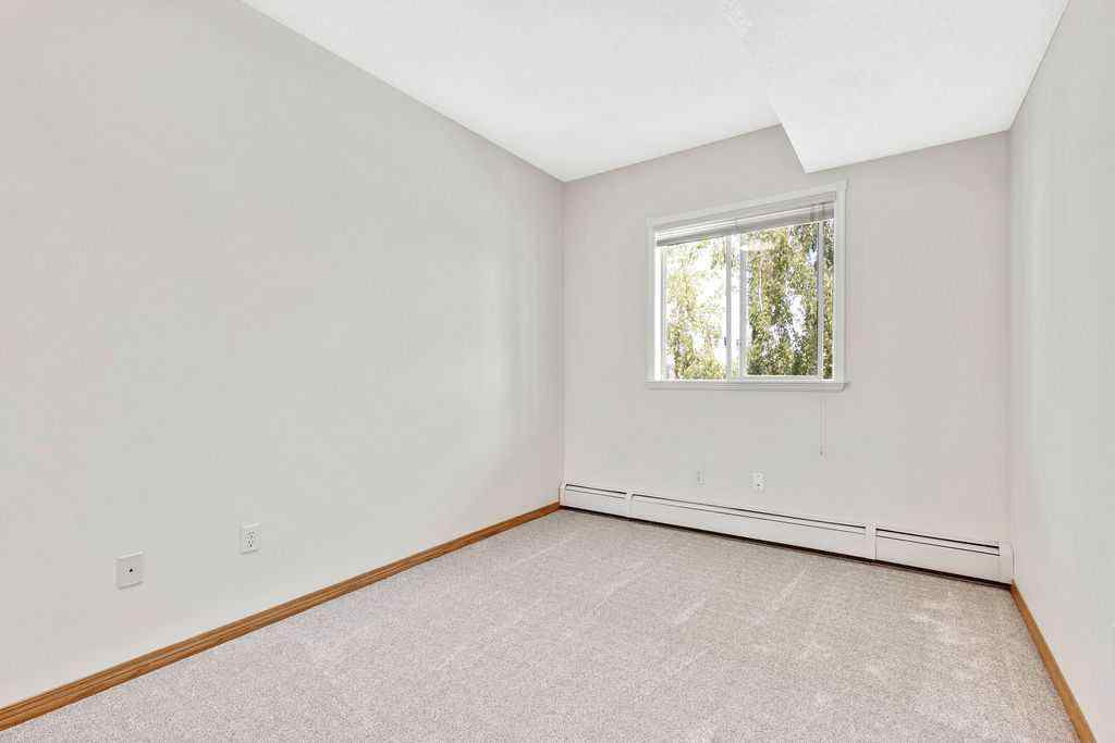 MLS® A2229736 - Unit #310 200 Lincoln Way SW in Lincoln Park Calgary, Residential