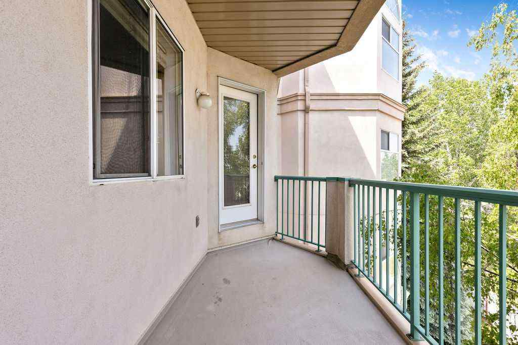 MLS® A2229736 - Unit #310 200 Lincoln Way SW in Lincoln Park Calgary, Residential