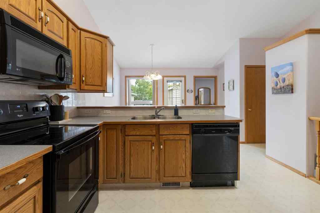 MLS® A2229744 - 520 Lakeside Boulevard  in Strathmore Lakes Estates Strathmore, Residential