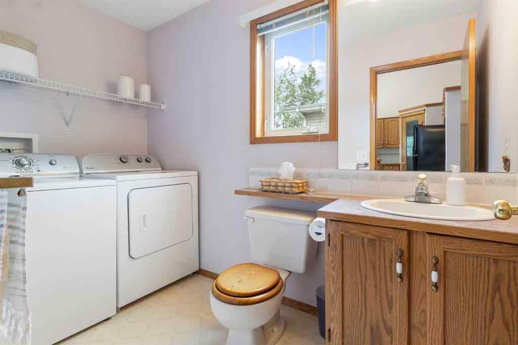 MLS® A2229744 - 520 Lakeside Boulevard  in Strathmore Lakes Estates Strathmore, Residential