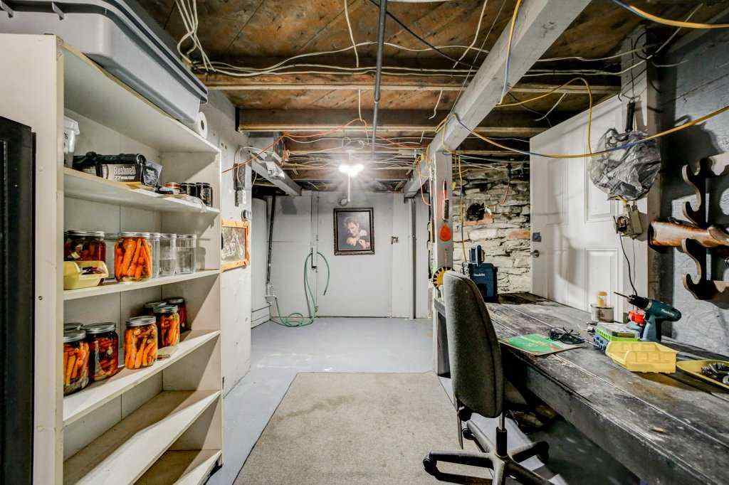 MLS® A2229762 - 29320 TWP RD 7-0   in NONE Rural Pincher Creek No. 9, M.D. of, Residential