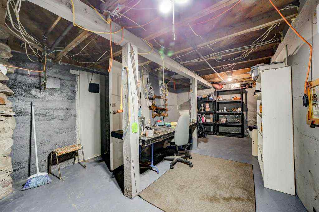 MLS® A2229762 - 29320 TWP RD 7-0   in NONE Rural Pincher Creek No. 9, M.D. of, Residential