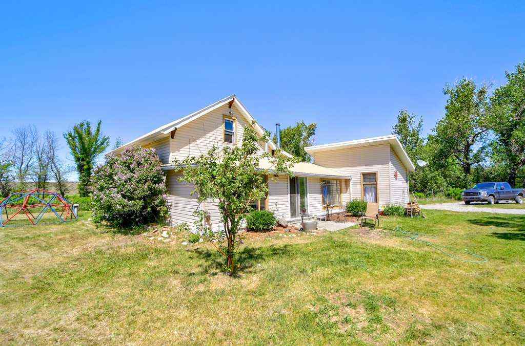 MLS® A2229762 - 29320 TWP RD 7-0   in NONE Rural Pincher Creek No. 9, M.D. of, Residential