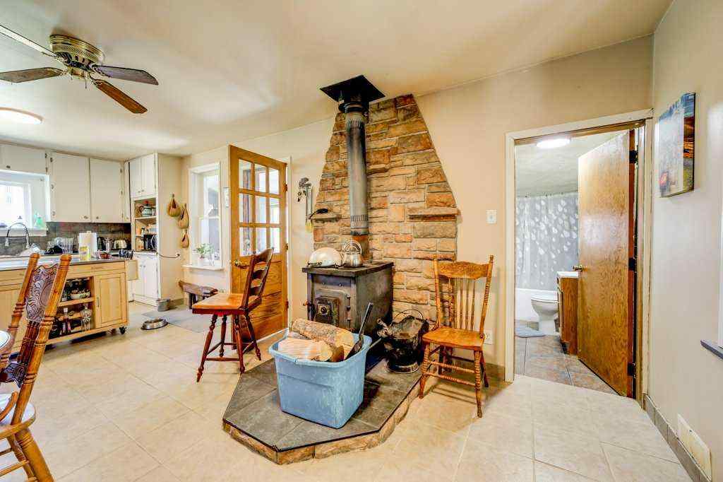 MLS® A2229762 - 29320 TWP RD 7-0   in NONE Rural Pincher Creek No. 9, M.D. of, Residential