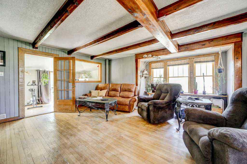 MLS® A2229762 - 29320 TWP RD 7-0   in NONE Rural Pincher Creek No. 9, M.D. of, Residential