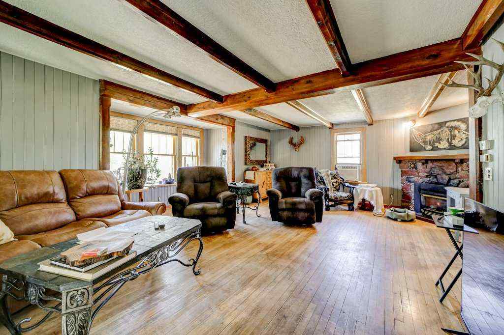 MLS® A2229762 - 29320 TWP RD 7-0   in NONE Rural Pincher Creek No. 9, M.D. of, Residential
