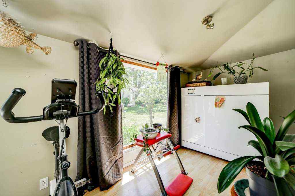 MLS® A2229762 - 29320 TWP RD 7-0   in NONE Rural Pincher Creek No. 9, M.D. of, Residential
