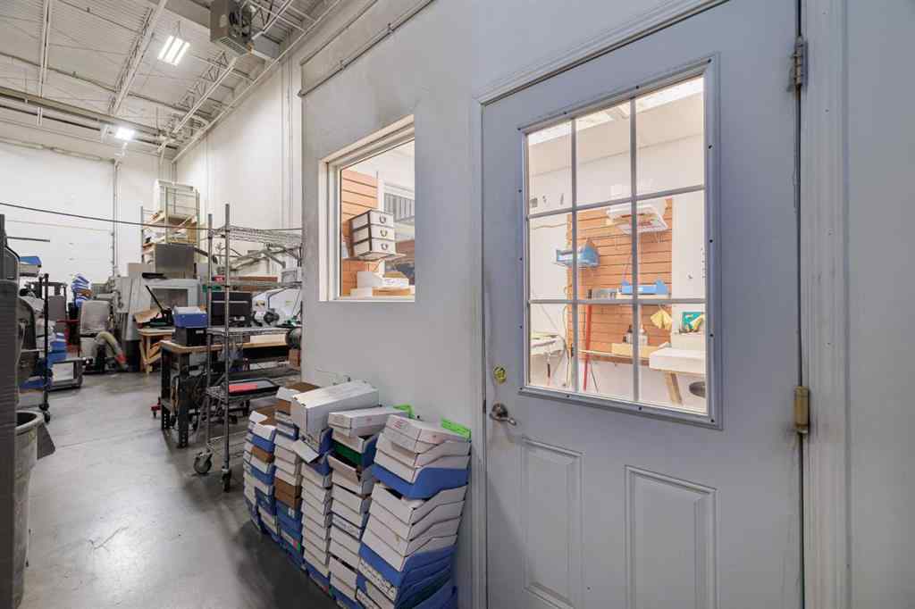 MLS® A2229774 - 6777 Fairmount Drive SE in Fairview Industrial Calgary, Commercial