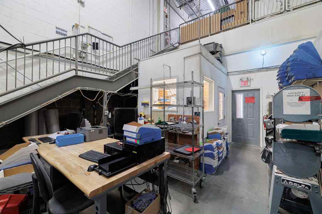 MLS® A2229774 - 6777 Fairmount Drive SE in Fairview Industrial Calgary, Commercial