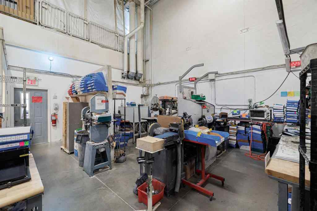 MLS® A2229774 - 6777 Fairmount Drive SE in Fairview Industrial Calgary, Commercial
