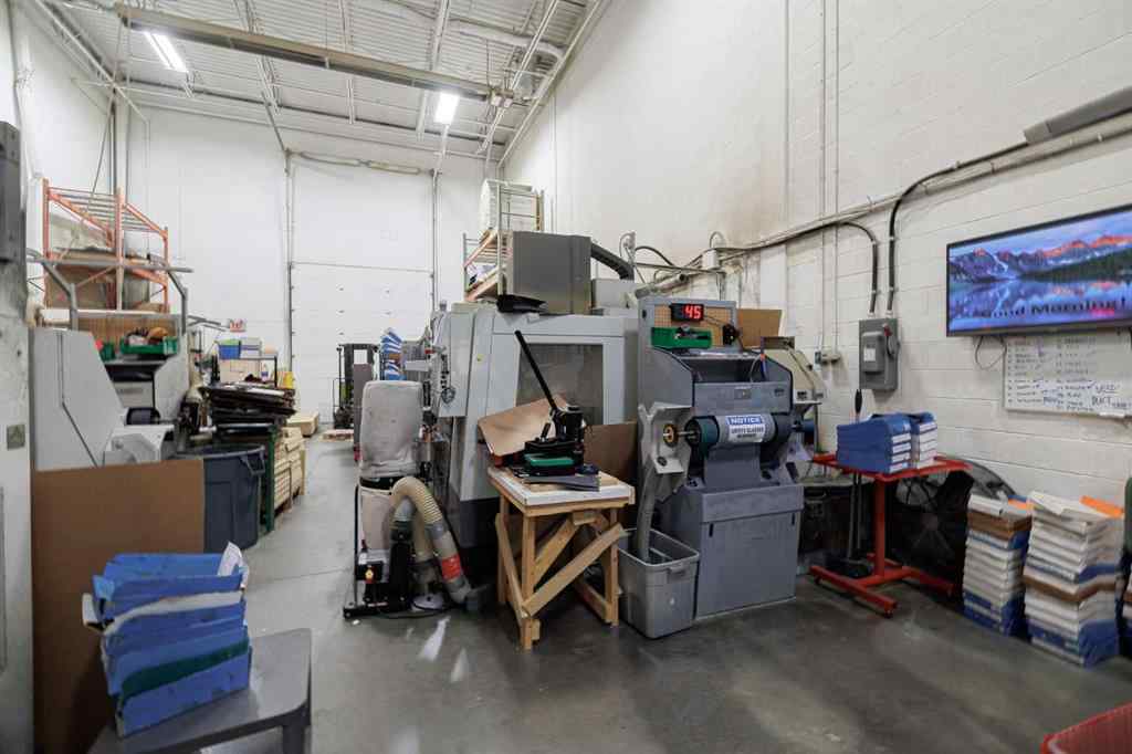 MLS® A2229774 - 6777 Fairmount Drive SE in Fairview Industrial Calgary, Commercial