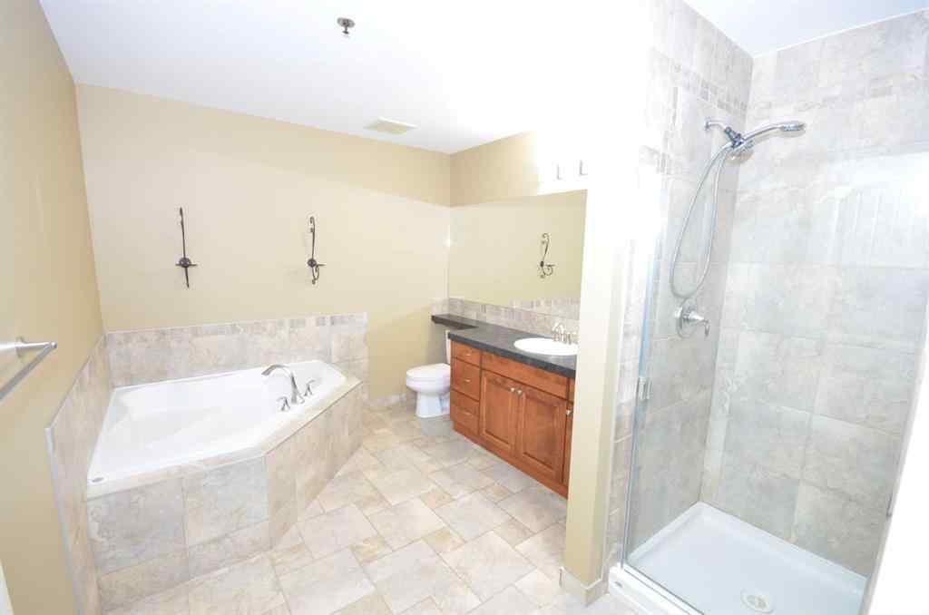 MLS® A2229775 - Unit #309 4707 50 Street  in Downtown Sylvan Lake, Residential