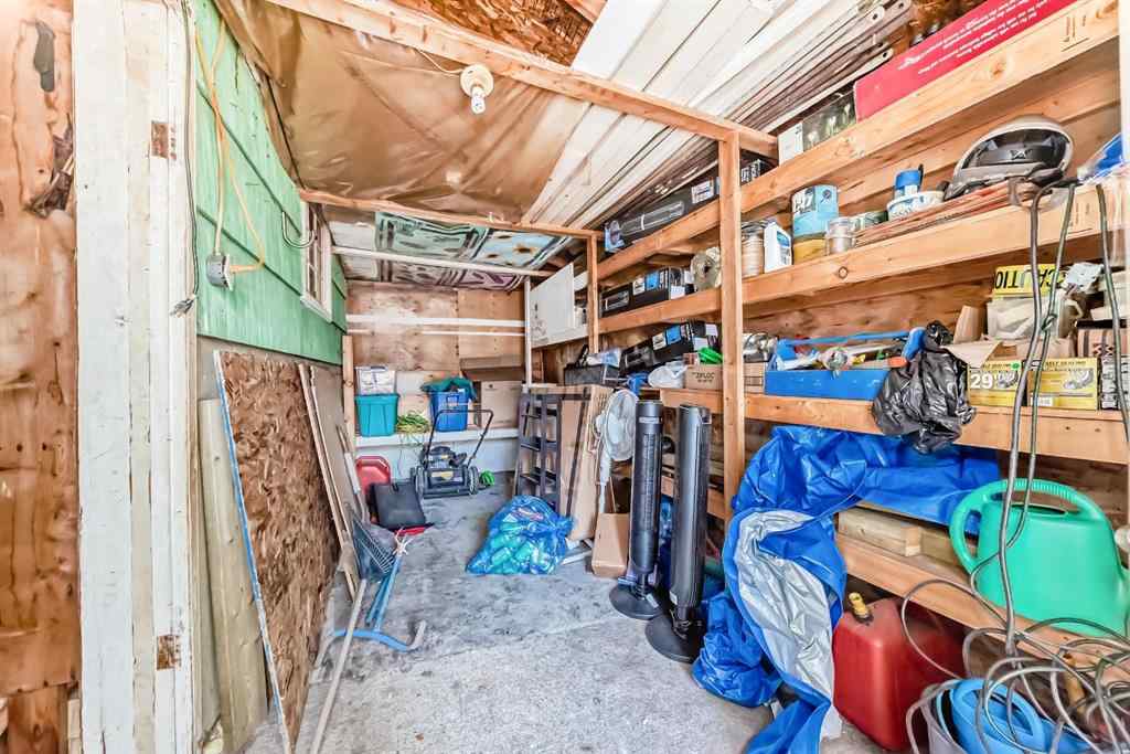MLS® A2229789 - 8015 34 Avenue NW in Bowness Calgary, Residential