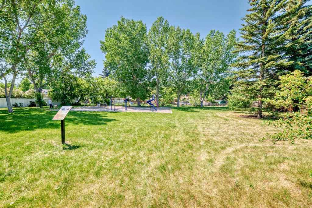 MLS® A2229789 - 8015 34 Avenue NW in Bowness Calgary, Residential